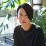作家 西 加奈子